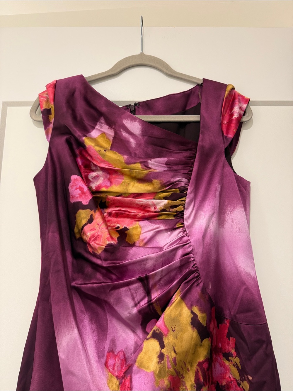 Elegant Purple Floral Sheath Dress - Picture 2 of 5